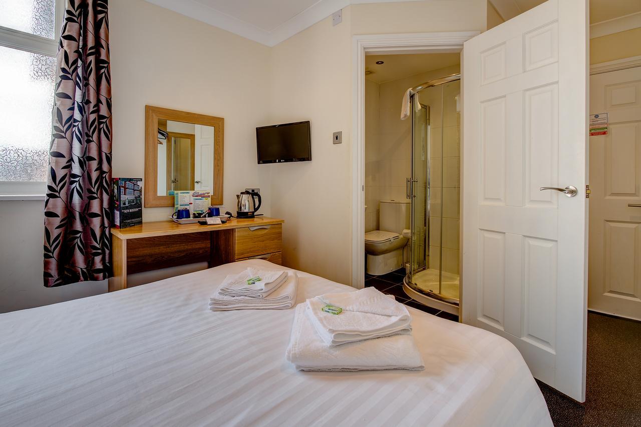 New Boston Guest Accommodation ฟลีตวูด ภายนอก รูปภาพ