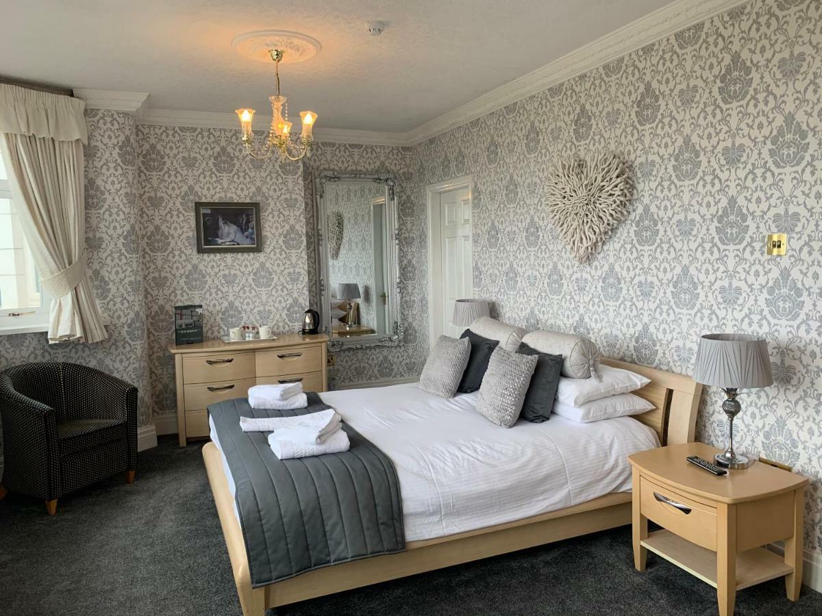 New Boston Guest Accommodation ฟลีตวูด ภายนอก รูปภาพ
